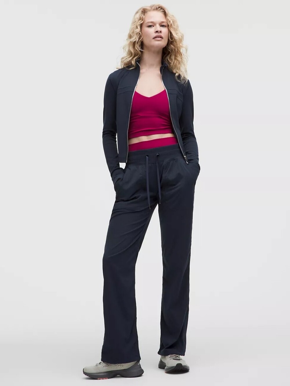 Lululemon True Navy Dance Studio Mid Rise Pants Size 6 31.5 Inch Inseam NWT